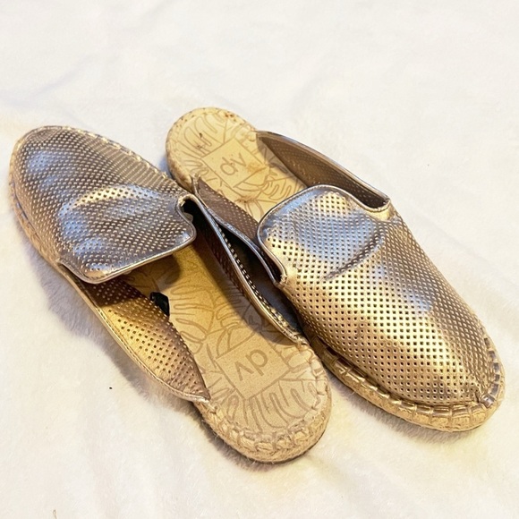 DV by Dolce Vita Elaine Rose Gold Espadrille Mules Slip On Flats Size 11 - Picture 6 of 6